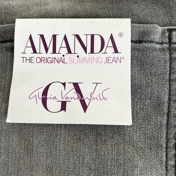 Gloria Vanderbilt NEW Grey Amanda Slimming Jean Size 12 Short - Picture 5 of 11